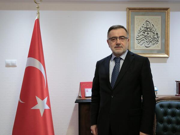 Türkiyə Dəyanət Vəqfinin rəhbərliyi işdən çıxarıldı