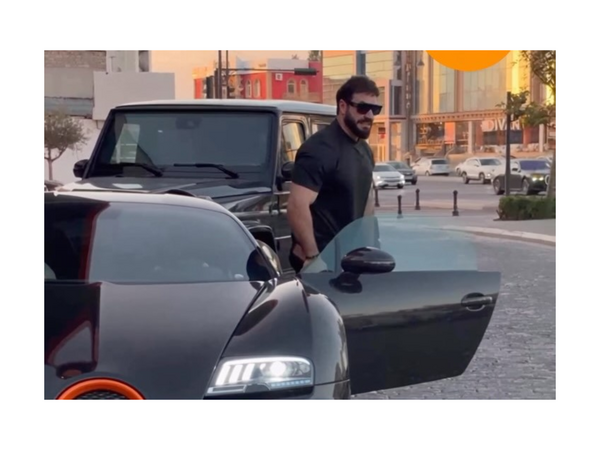 Məşhur azərbaycanlı idmançı lüks maşını ilə görüntüləndi: Ölkədə 2 ədəddir - <span class="color_red">(Video)</span>