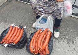 8 km bazarının yanında məqalələri yapon dilinə çap olunan alim kolbasa satır - <span class="color_red">(Foto)</span>