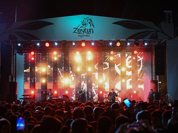 Bakı Bulvarındakı Zeytun Festivalı başa çatdı - <span class="color_red">(Foto)</span>