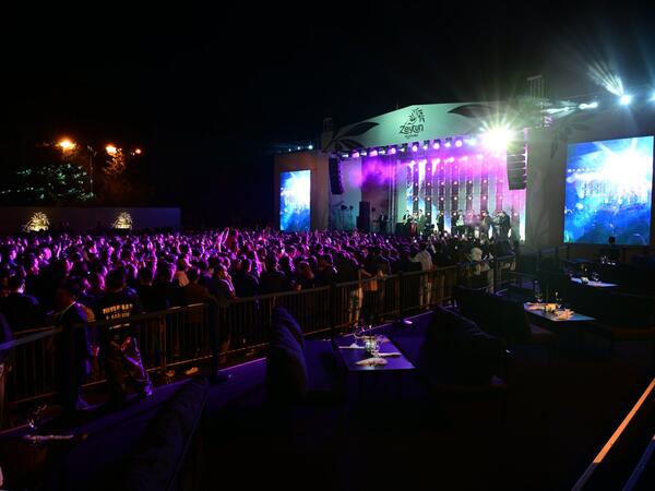 Estrada ulduzları Zeytun Festivalının səhnəsində <span class="color_red">(Foto)</span>
