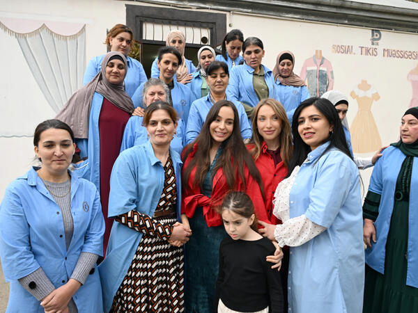 Leyla Əliyeva Şamaxıda sosial tikiş müəssisəsinin fəaliyyəti ilə tanış olub - <span class="color_red">(Foto)</span>