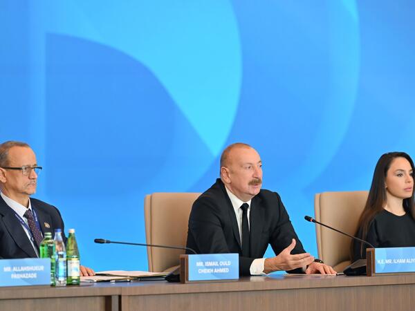 Prezident İlham Əliyev: Müstəqil ölkəyə necə yaşamaq, nəyi etmək, nəyi etməmək barədə dərslər verilməli deyil