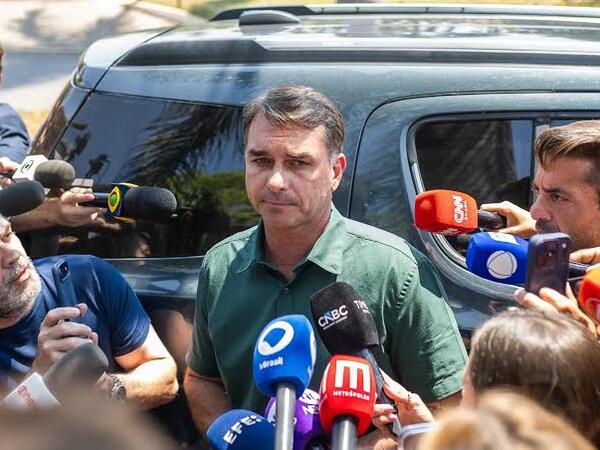 Prezident seçkilərində məğlub oldu, ölkədən getdi - <span class="color_red">(Foto)</span>