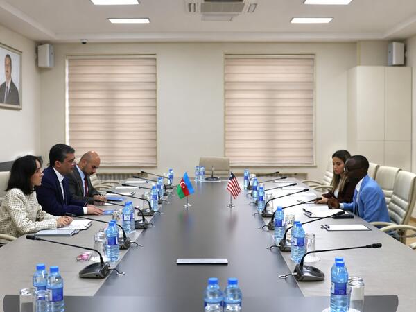 Media və Yayım Şurasında Liberiyanın informasiya nazirinin müavini ilə ikitərəfli görüş keçirilib - <span class="color_red">(Foto)</span>