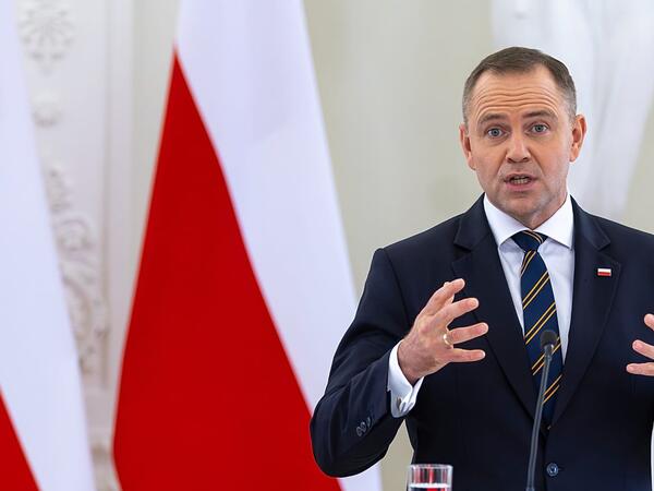 Polşada gərginlik pik həddə -  Prezident təcili iclas çağırdı