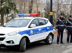 Azərbaycanda polis jurnalistləri saxladı