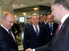 Poroşenko sülh planına dəstək arayır