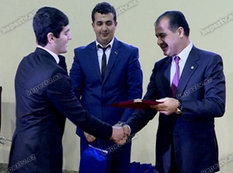 Gəncədə icra başçısı gənclərlə görüşdü - FOTO