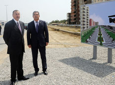 Prezident İlham Əliyev Qaradağ rayonunun Sahil qəsəbəsində salınacaq yeni parkın ərazisinə baxıb - FOTO