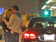 Məşhur aktrisa: "O, həyatımı məhv etdi" - FOTO