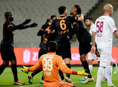 "Qalatasaray" öz meydanında coşdu, Droqba sıradan çıxdı - VİDEO - FOTO