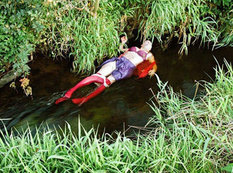 Polislər şokda: ölmüş qadın dirildi - FOTO
