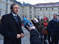 Tanınmış aktyor Çexiyanın müdafiə naziri oldu