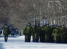 Rusiyada 400 əsgər ağır xəstəliyə tutuldu