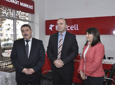 Bakcell Naxçıvanda yeni Müştəri Xidmətləri Mərkəzi və diler mağazası açdı