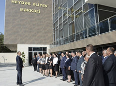 Prezident İlham Əliyev: "Azərbaycan öz sürətli inkişaf dövrünü yaşayır və ölkədə böyük quruculuq işləri aparılır" - YENİLƏNİB - FOTO