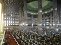 Dünya ramazan səfasındadır - FOTO