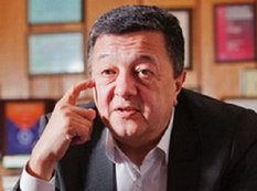 Elçin Şıxlı jurnalistika ilə vidalaşır?