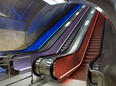 Bu il metroda 700-ə yaxın sərnişin eskalatordan yıxılıb - Rəsmi