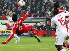 Futbolun bu gözəlliklərini qaçırmayın - VİDEO