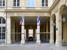 Fransa Konstitusiya Şurasının üzvü: "Erməni soyqırımı"na tarixçilər qiymət verməlidirlər