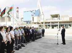 Prezident İlham Əliyev: "Azərbaycanda iqtisadi sahədə və sənaye sahəsində bütün dövlət siyasəti öz əksini tapır" - YENİLƏNİB - FOTO
