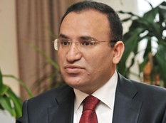 Ədliyyə naziri Gülən hərəkatına qarşı əməliyyat barədə məlumatlandırılmayıb
