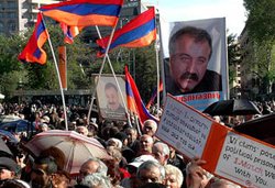 Erməni müxalifəti: «Məxməri inqilab başladı!» - VİDEO – FOTOSESSİYA