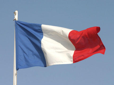 Fransa Azərbaycanın Ukraynadakı səfirliyinin raket zərbəsinə məruz qalmasını pisləyib