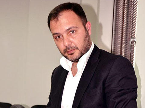 "Səhnəyə çıxmağa yarım saat qalmış ölüm xəbərini eşitmişdim"