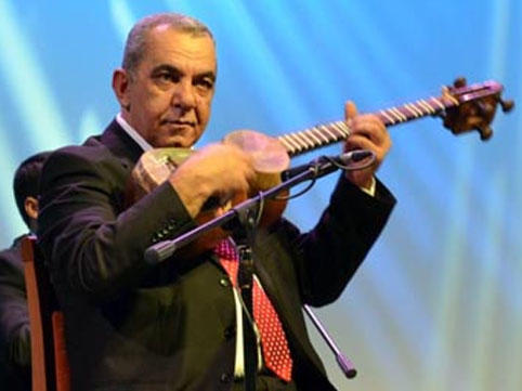 &quot;Bu sənətdə iynə ilə gor qazırıq&quot;