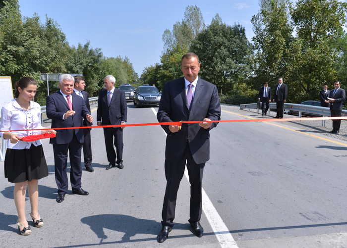 Prezident İlham Əliyev: "Biz bütün dövrlərdə, müstəqilliyin son 20 ili ərzində inamla irəliyə gedirik, öz gücümüzü artırırıq, iqtisadiyyatımızı gücləndiririk" - YENİLƏNİB - FOTO