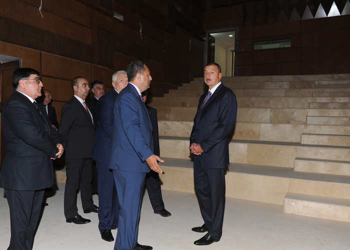 Prezident İlham Əliyev: "Biz bütün dövrlərdə, müstəqilliyin son 20 ili ərzində inamla irəliyə gedirik, öz gücümüzü artırırıq, iqtisadiyyatımızı gücləndiririk" - YENİLƏNİB - FOTO