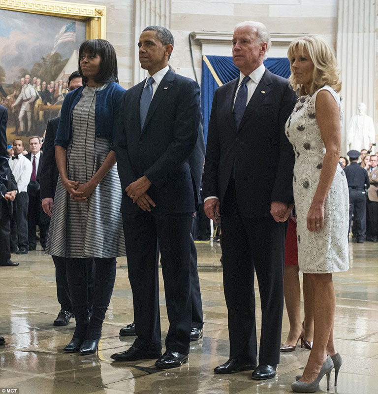Barak Obama arvadını təriflədi: "Onun sayəsində əsl kişi oluram" - VİDEO - FOTO