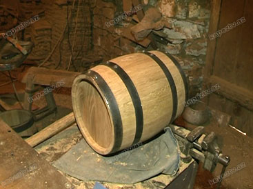 30 illik çəllək ustası - FOTO