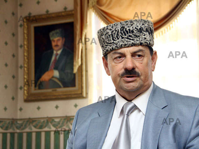 Ağaxan Abdullayev: "25-30 tələbənin içindən bir Alim Qasımov çıxırsa, mənə bəs edir" - FOTO