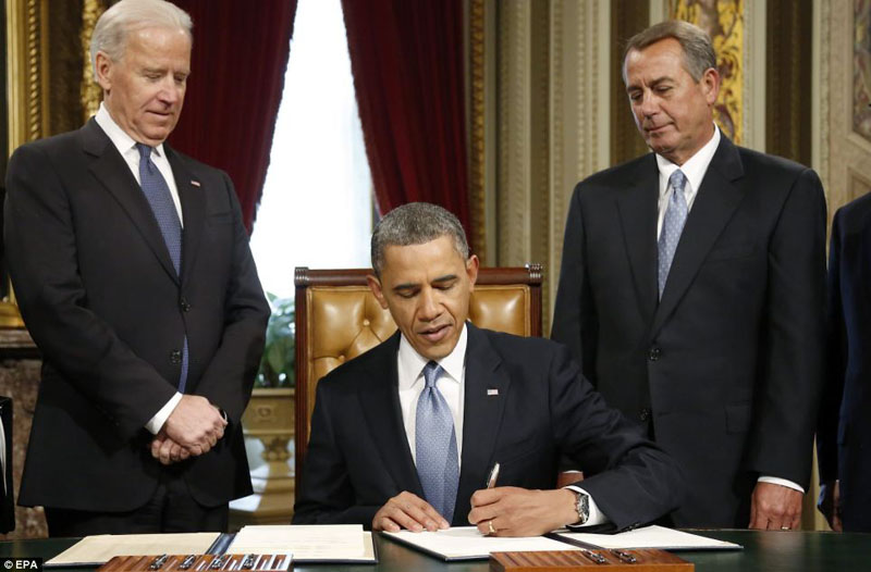 Barak Obama arvadını təriflədi: "Onun sayəsində əsl kişi oluram" - VİDEO - FOTO