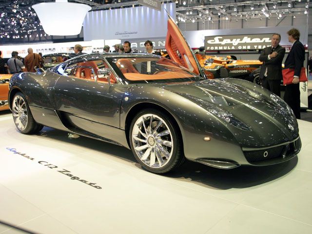 Spyker  sürpriz hazırlayıb - FOTOSESSİYA