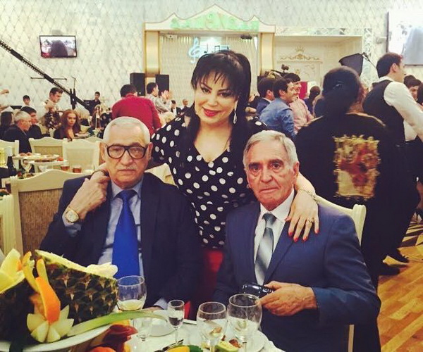 Aparıcı Elgizin toyu - YENİLƏNİB - FOTO