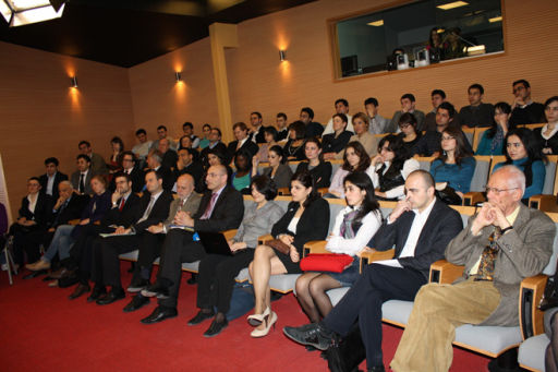 Fransanın sabiq ədliyyə naziri Azərbaycan Diplomatik Akademiyasında çıxış edib – FOTO