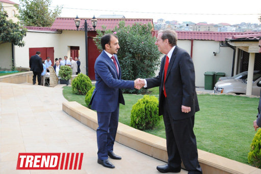 ABŞ-ın Azərbaycandakı səfiri iftar süfrəsi açıb - FOTO