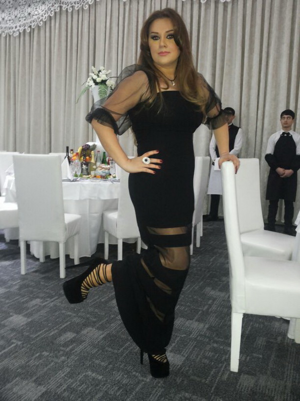 Xatirə İslamın ad günündə qalmaqal - YENİLƏNİB - FOTOSESSİYA