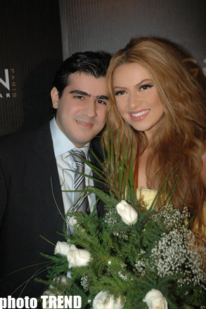 Bəstəkar Emil Şahin bu yayın hitini təqdim edir: "Tənha külək" - VİDEO - FOTO