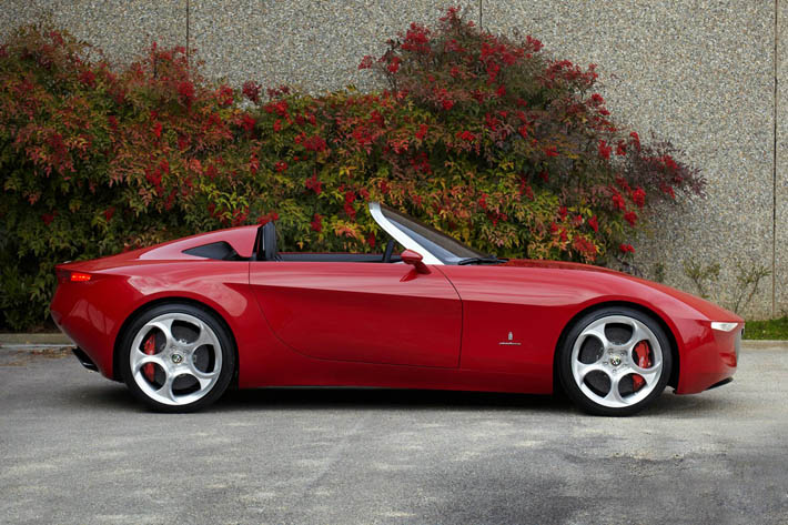 Alfa Romeo-dan yeni ulduz - FOTO