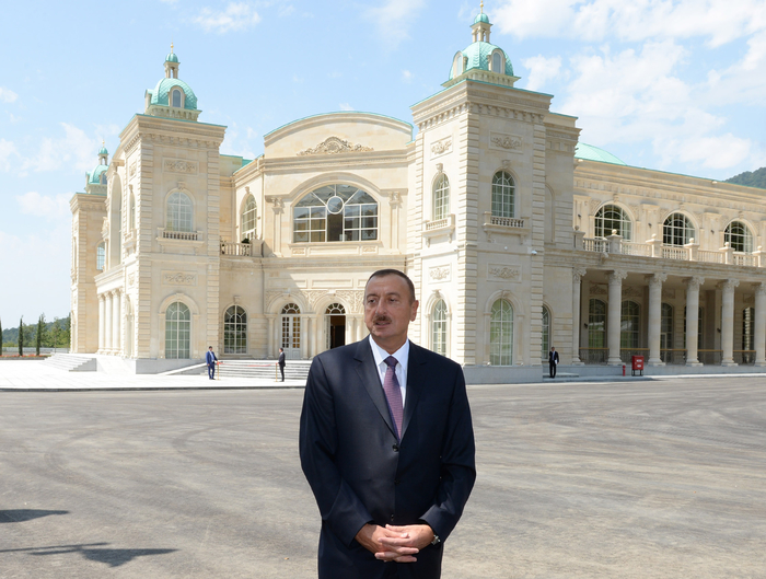 Prezident İlham Əliyev: "Biz bütün dövrlərdə, müstəqilliyin son 20 ili ərzində inamla irəliyə gedirik, öz gücümüzü artırırıq, iqtisadiyyatımızı gücləndiririk" - YENİLƏNİB - FOTO