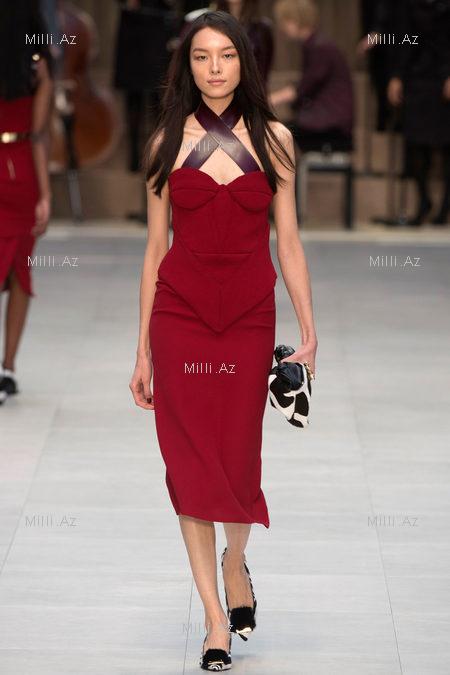 Yırtıcılıq və romantika: Burberry-nin yeni kolleksiyası - FOTO
