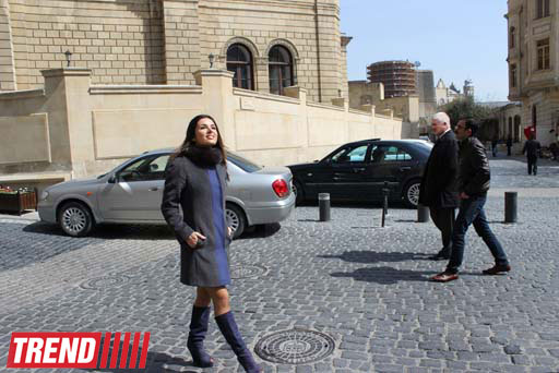 Ukraynanın "Eurovision 2013" təmsilçisi Bakı küçələrində heyrətə gəldi - FOTOSESSİYA