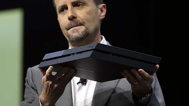 "Sony PlayStation 4"ün qiyməti açıqlandı - FOTO