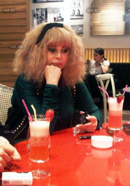 Aygün Kazımova yaxşı saxtakarlıqla üz-üzə - FOTOSESSİYA